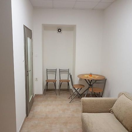 Apartmany U Dvora Jihlava Ngoại thất bức ảnh